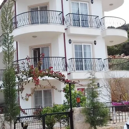 Kas Guezey Apart 3+1 Doga Ve Deniz Manzarali Apartment